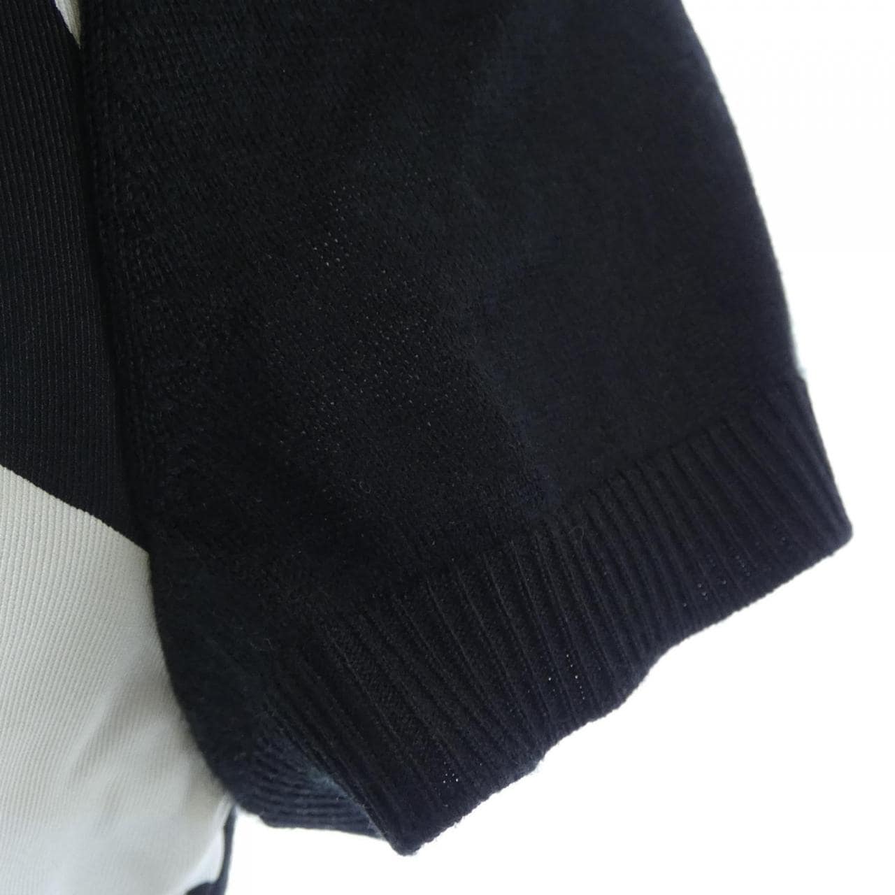 エルメス HERMES トップス