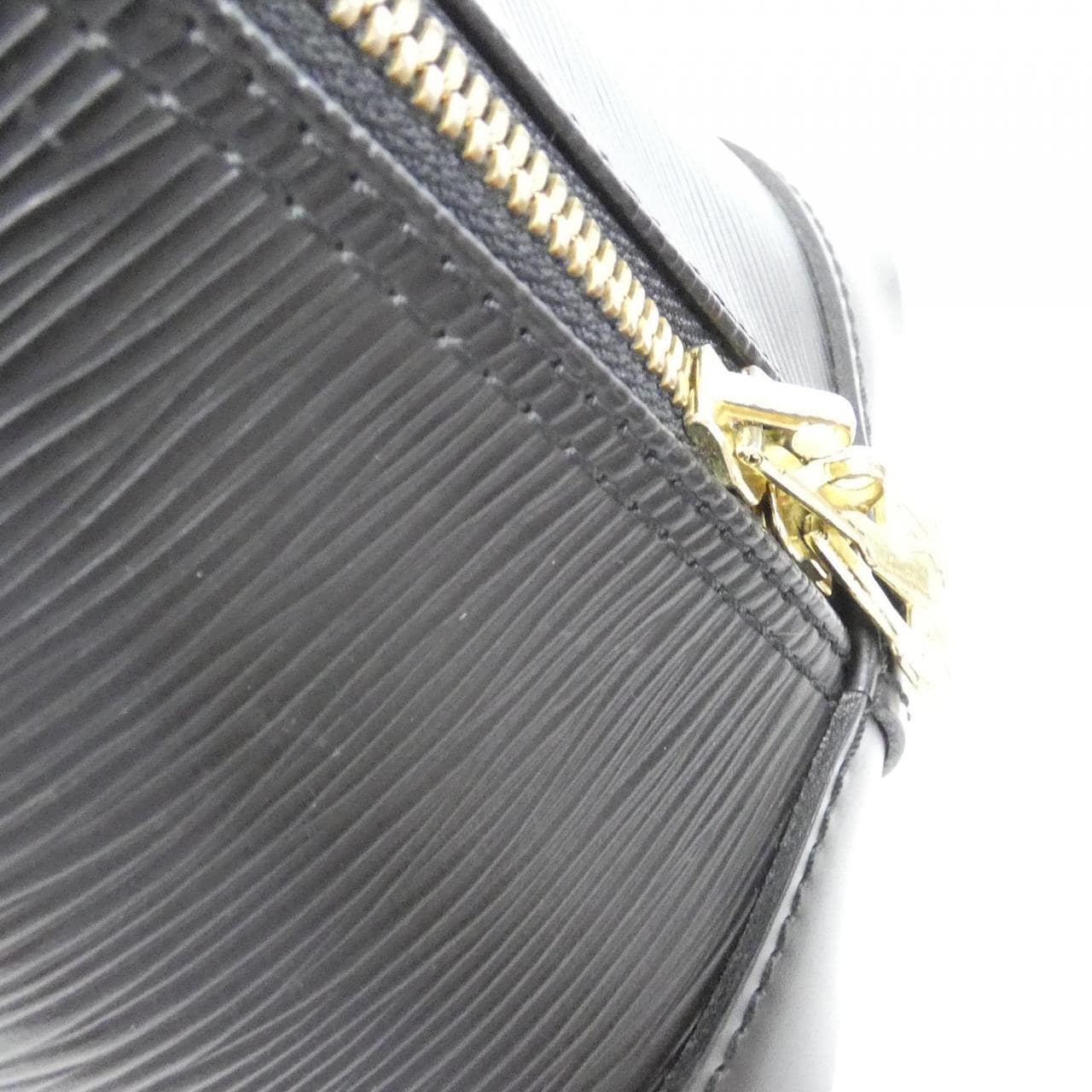 ルイヴィトン エピ アルマ PM M52142 バッグ