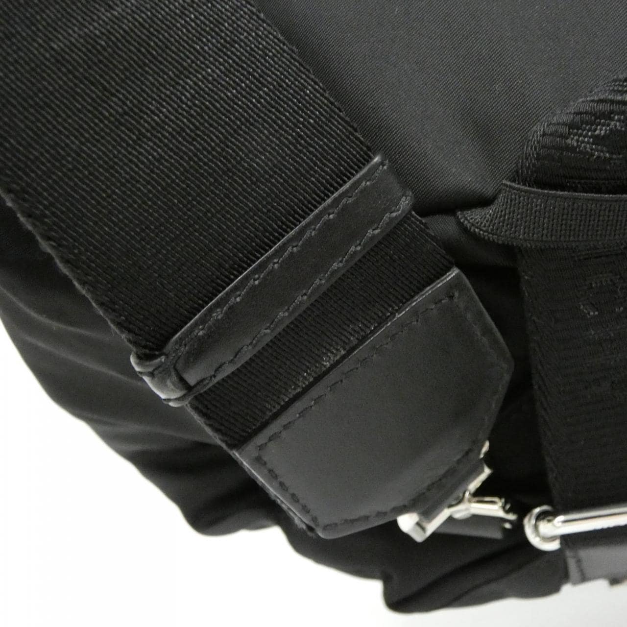 ジバンシー G ZIP BACKPACK BK50A8K1JE リュックサック