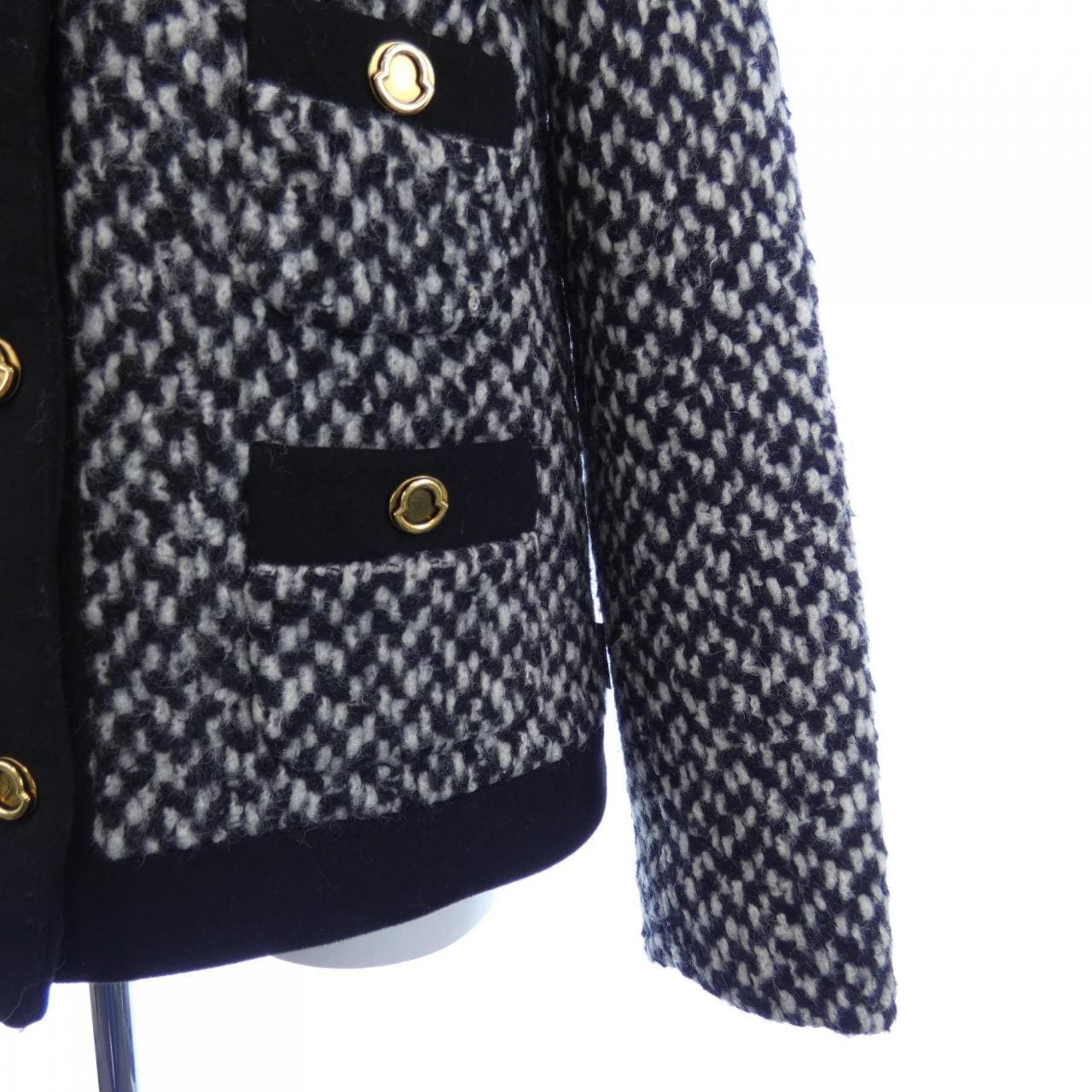 モンクレール MONCLER ダウンジャケット