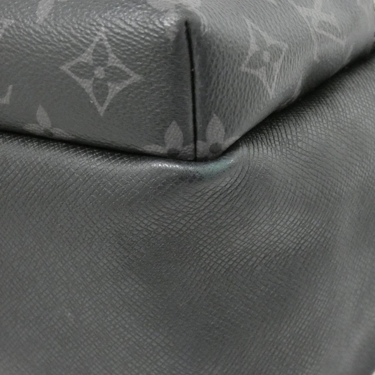 ルイヴィトン タイガ ラマ ディスカバリー バックパック M30230 リュックサック