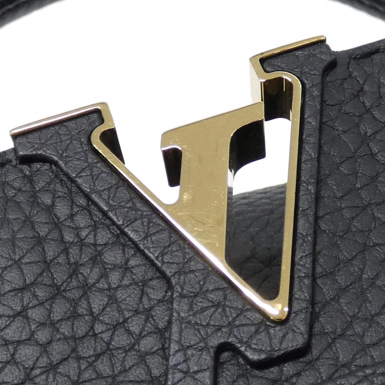 ルイヴィトン カプシーヌ MINI M56071 バッグ