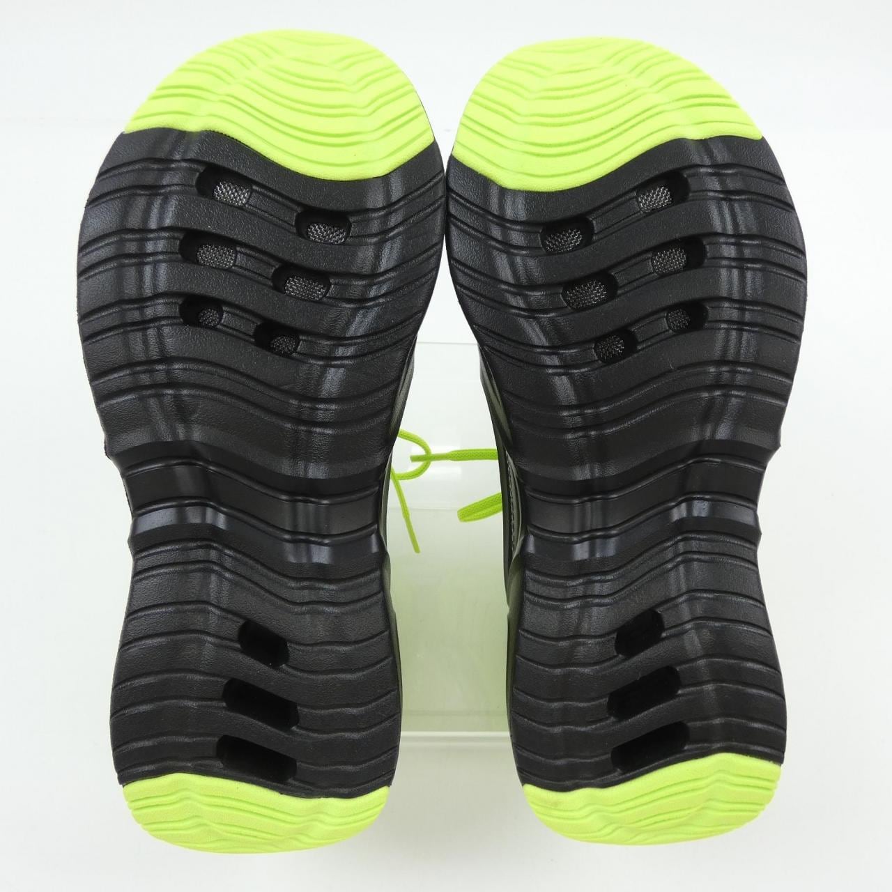 アディダス ADIDAS JQ7487 スニーカー
