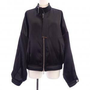 ルイヴィトン LOUIS VUITTON アジャスタブルディテール FMJA36IW3 ブルゾン