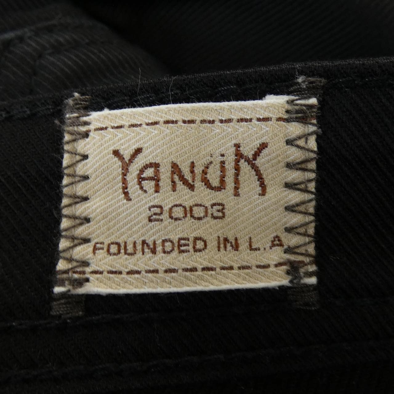 ヤヌーク YANUK パンツ