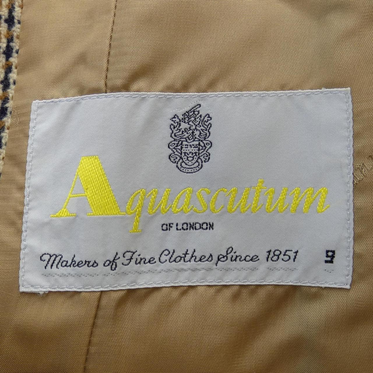 アクアスキュータム Aquascutum スーツ