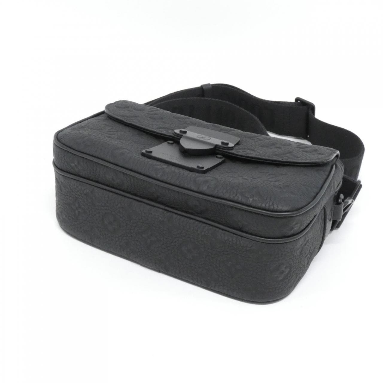 ルイヴィトン トリヨン モノグラム Sロック メッセンジャー M58489 ショルダーバッグ