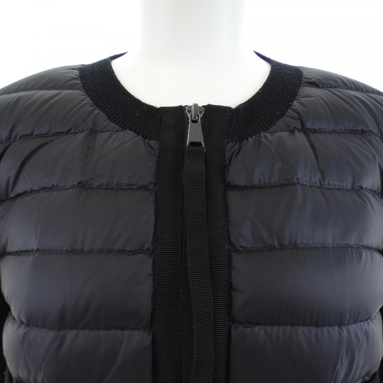 モンクレール MONCLER 20939B51000 ダウンジャケット