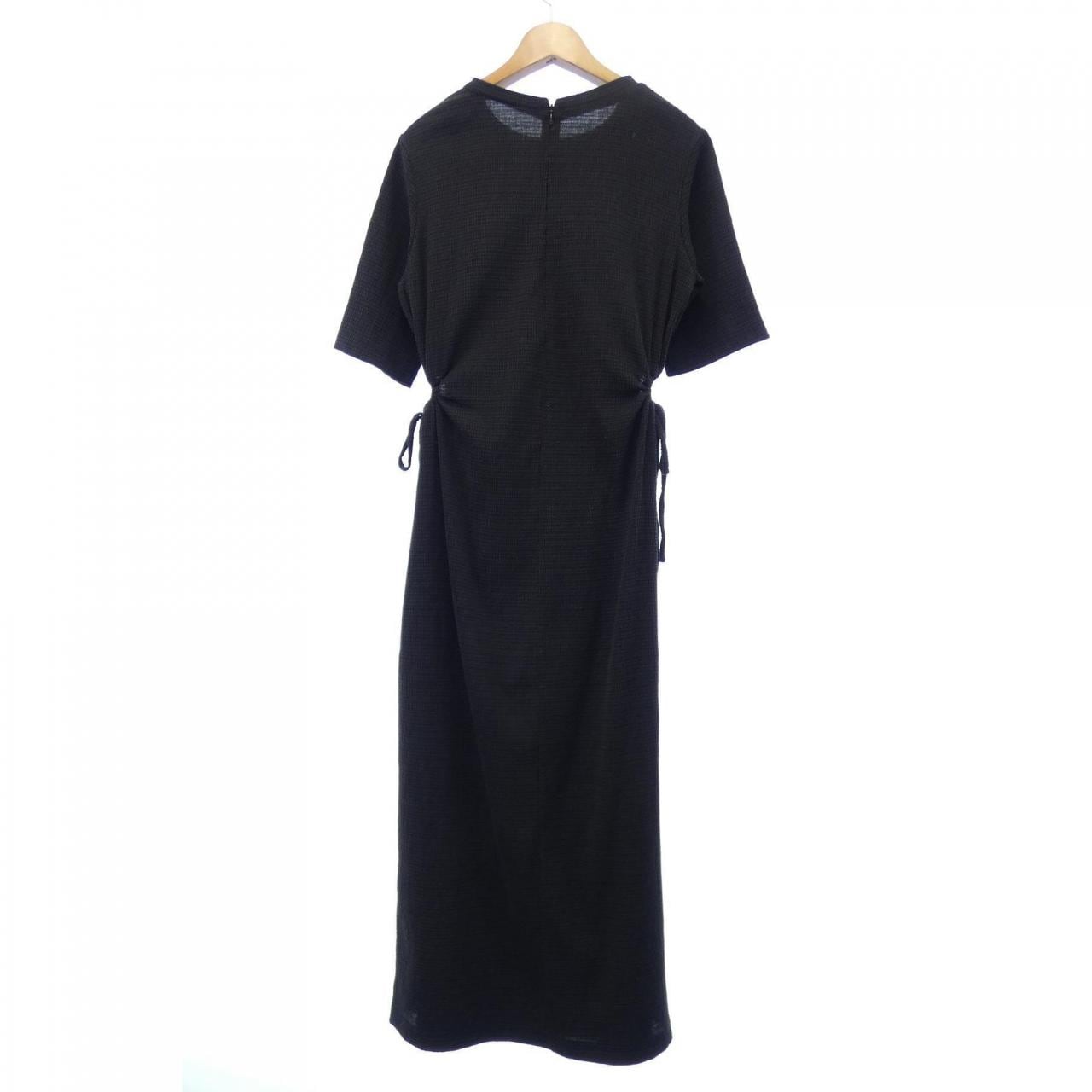 ビューティーアンドユース BEAUTY&YOUTH(U.A) 1626-199-4442 ワンピース