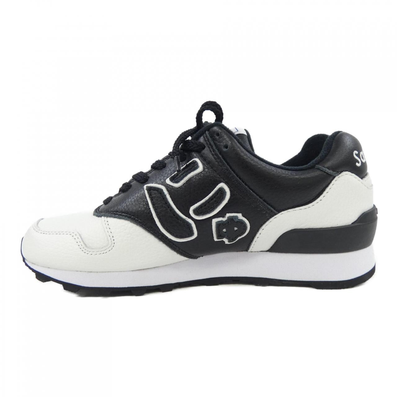 Via SANGACIO スニーカー