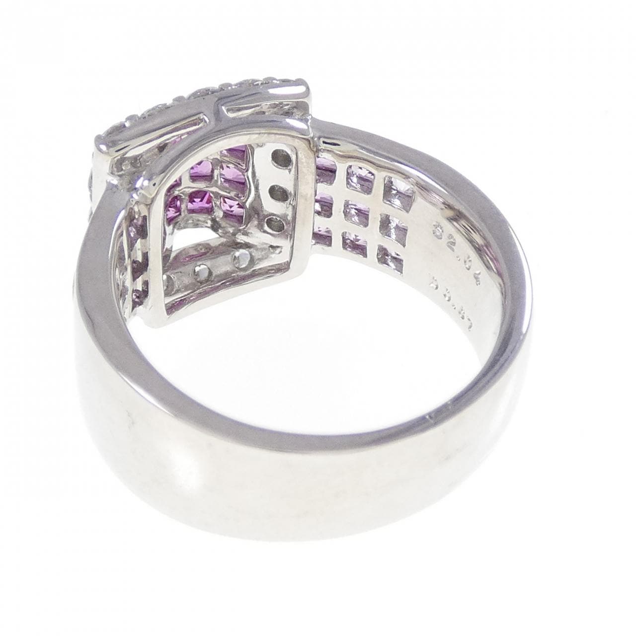 ジュネ サファイヤ リング 2.04CT