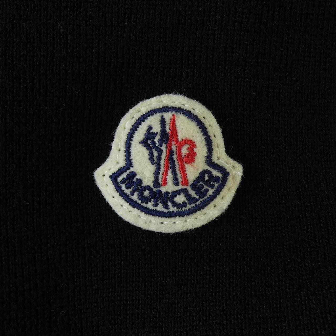 モンクレール MONCLER 10939B00025 ダウンジャケット