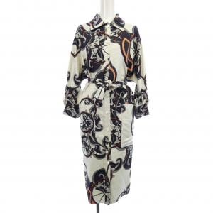 エルメス HERMES WASHINGTONS CARRIAGE *96-7300 ツイルレーヌ. ワンピース