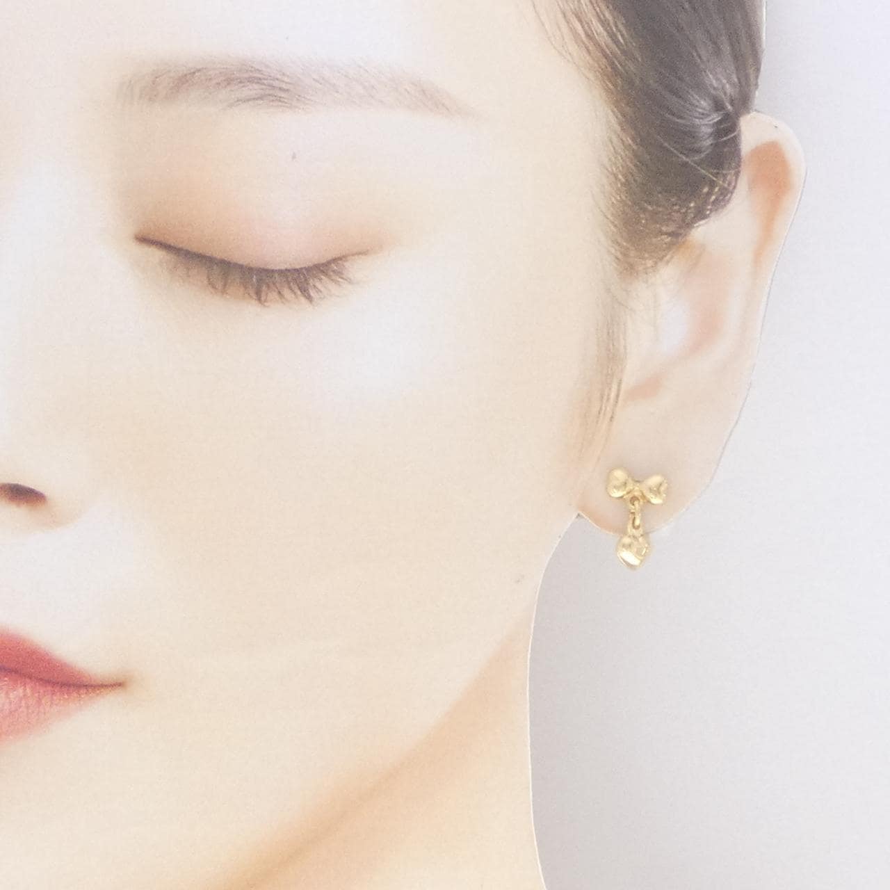 K18YG/750YG リボン×ハート ピアス