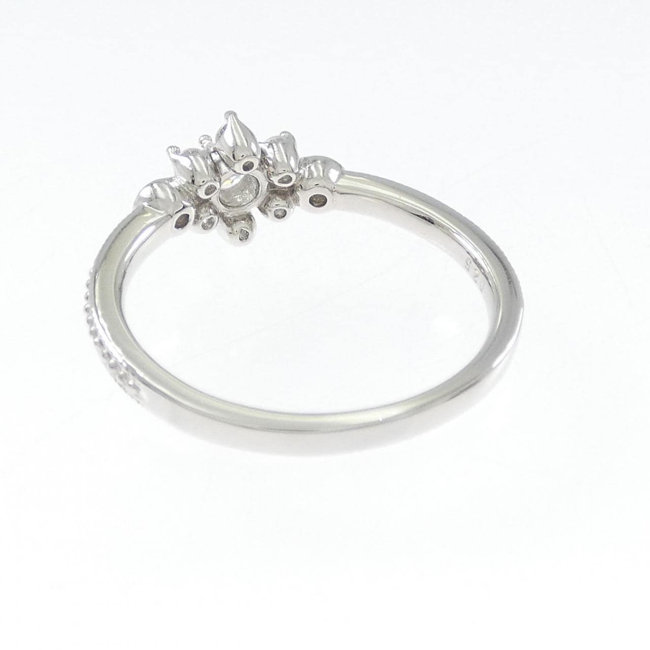 PT900 フラワー ダイヤモンド リング 0.25CT