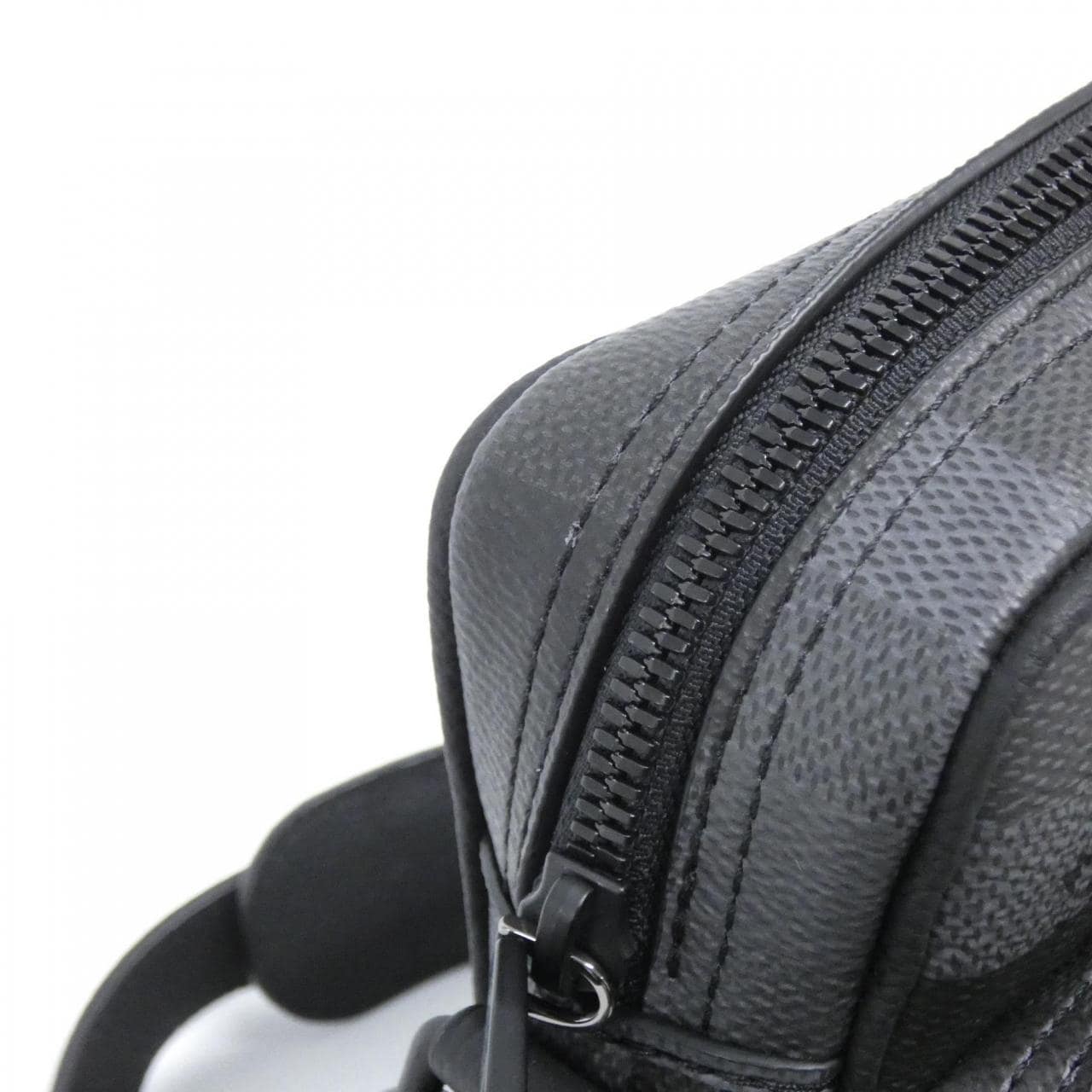 ルイヴィトン ダモフラージュ ナイル メッセンジャー M14988 ショルダーバッグ