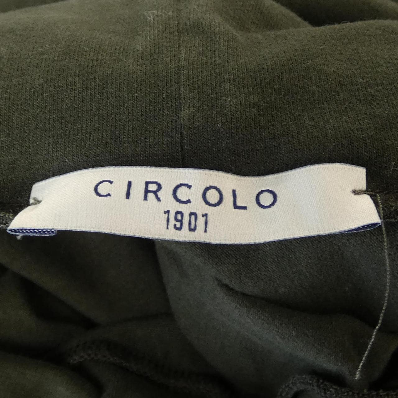 チルコロ 1901 CIRCOLO 1901 2204-360603 トップス