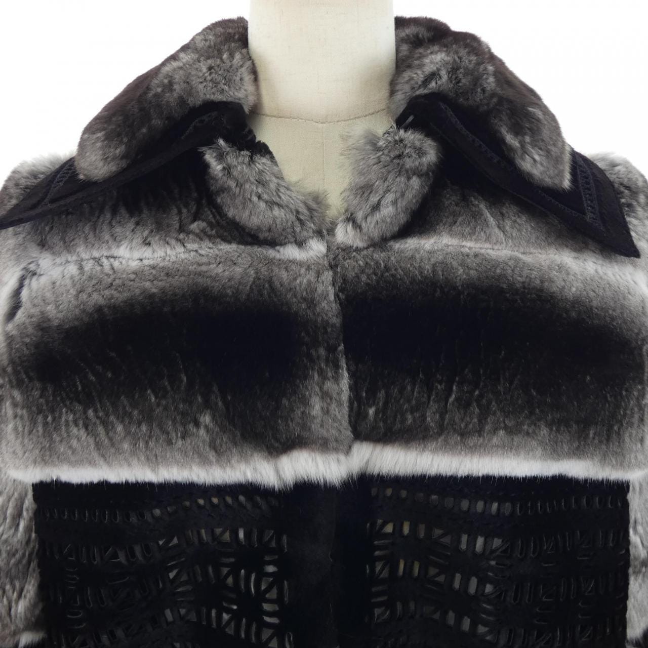 フェンディ FENDI FNE84I Z14W ジャケット