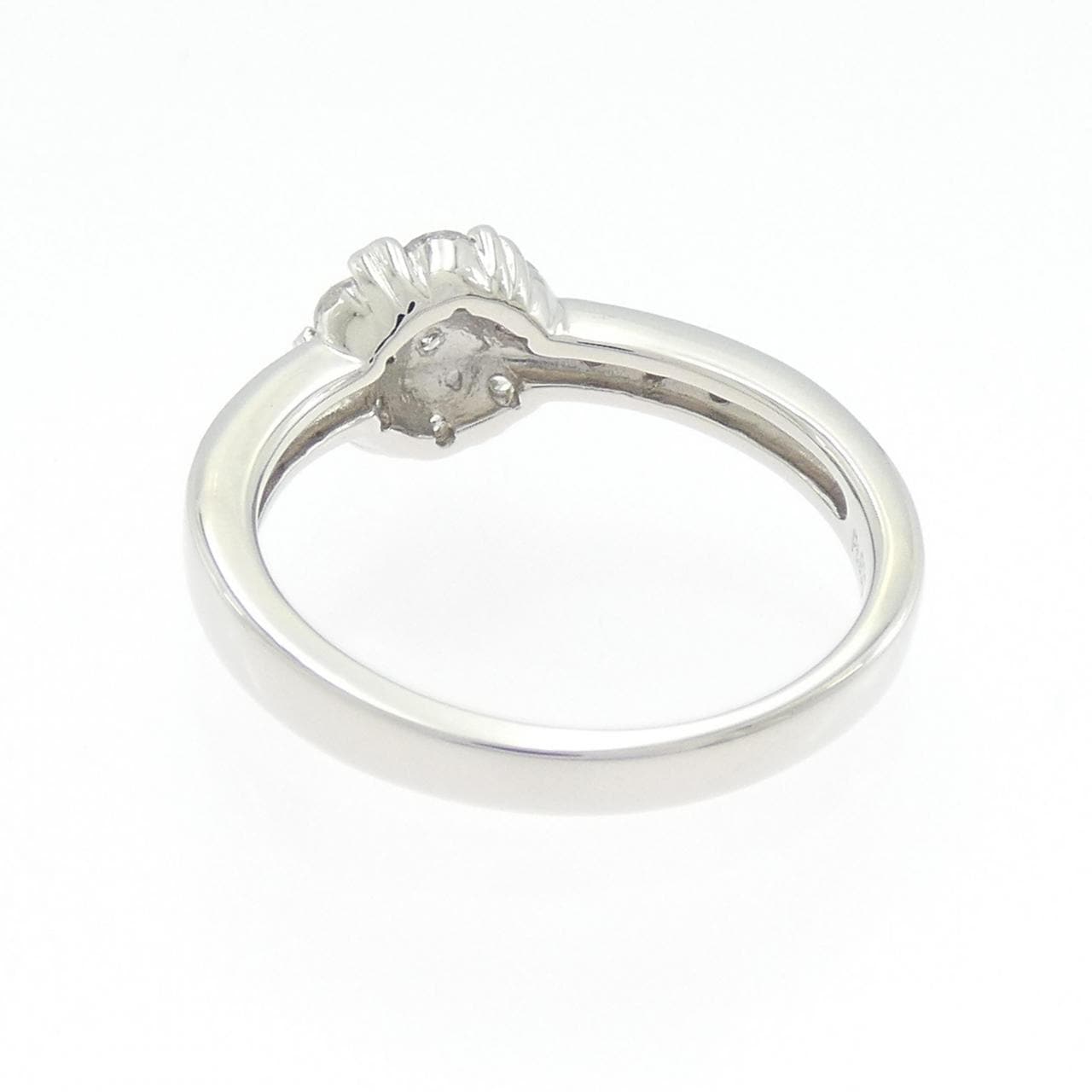 PT900 フラワー ダイヤモンド リング 0.56CT