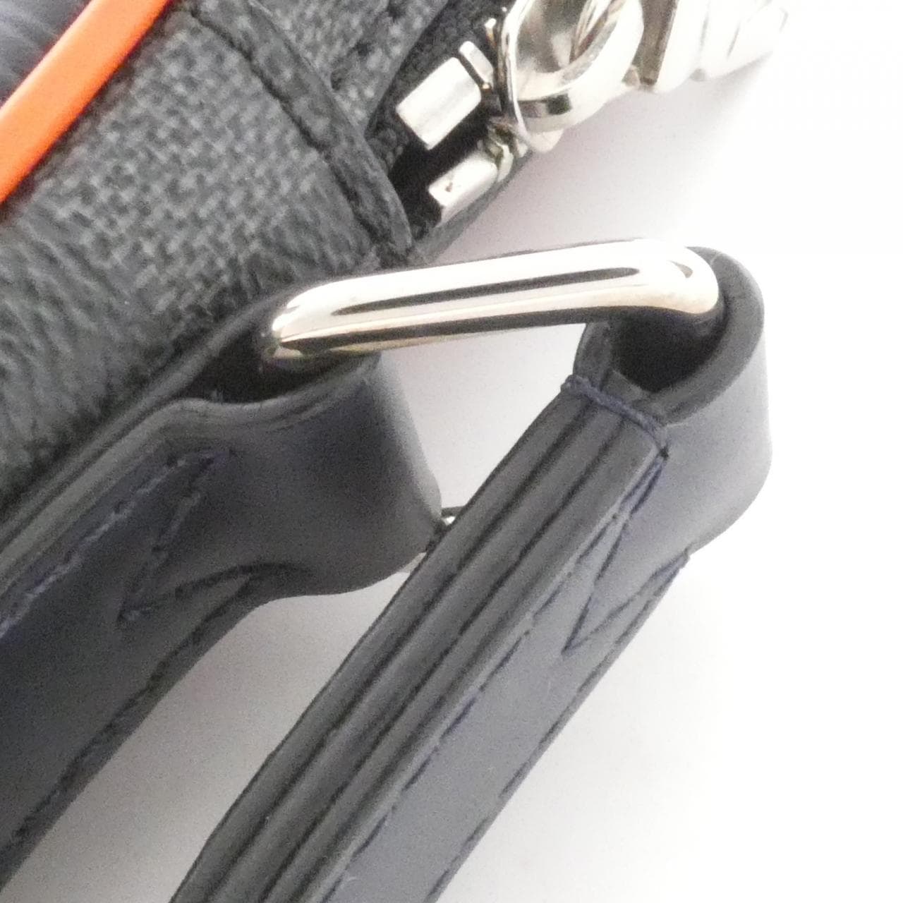 ルイヴィトン エピ+ダミエ グラフィット ダヌーブ スリム M51460 ショルダーバッグ