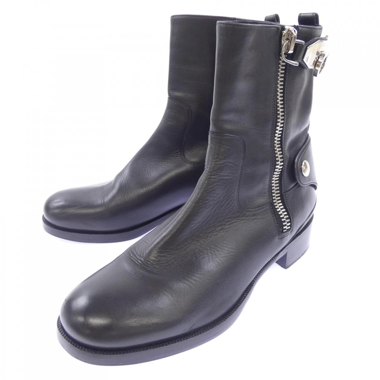 サルヴァトーレフェラガモ SALVATORE FERRAGAMO YM 0270 ブーツ