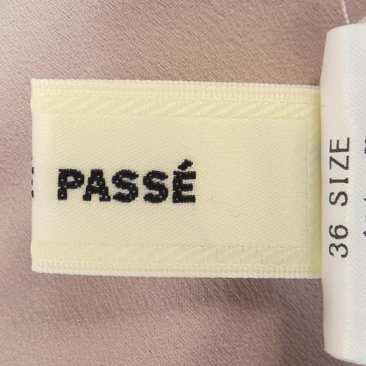 Lesse Passes LAISSE PASSE連衣裙