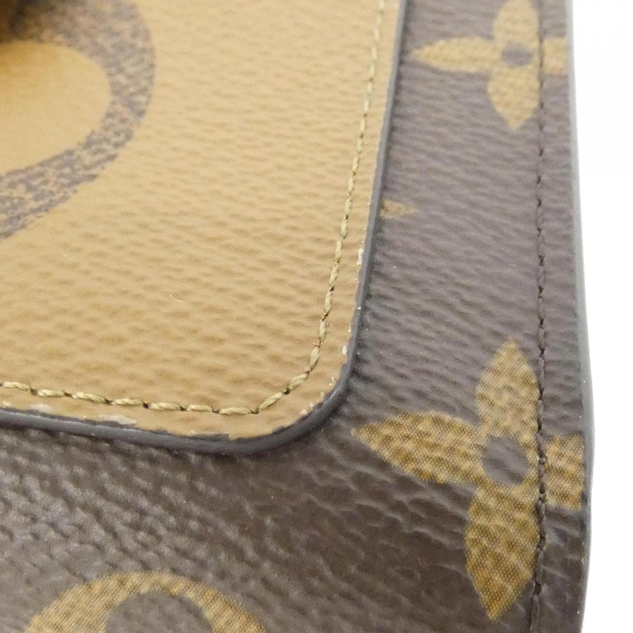 ルイヴィトン モノグラム リバース ポルトフォイユ ジュリエット M69432 財布