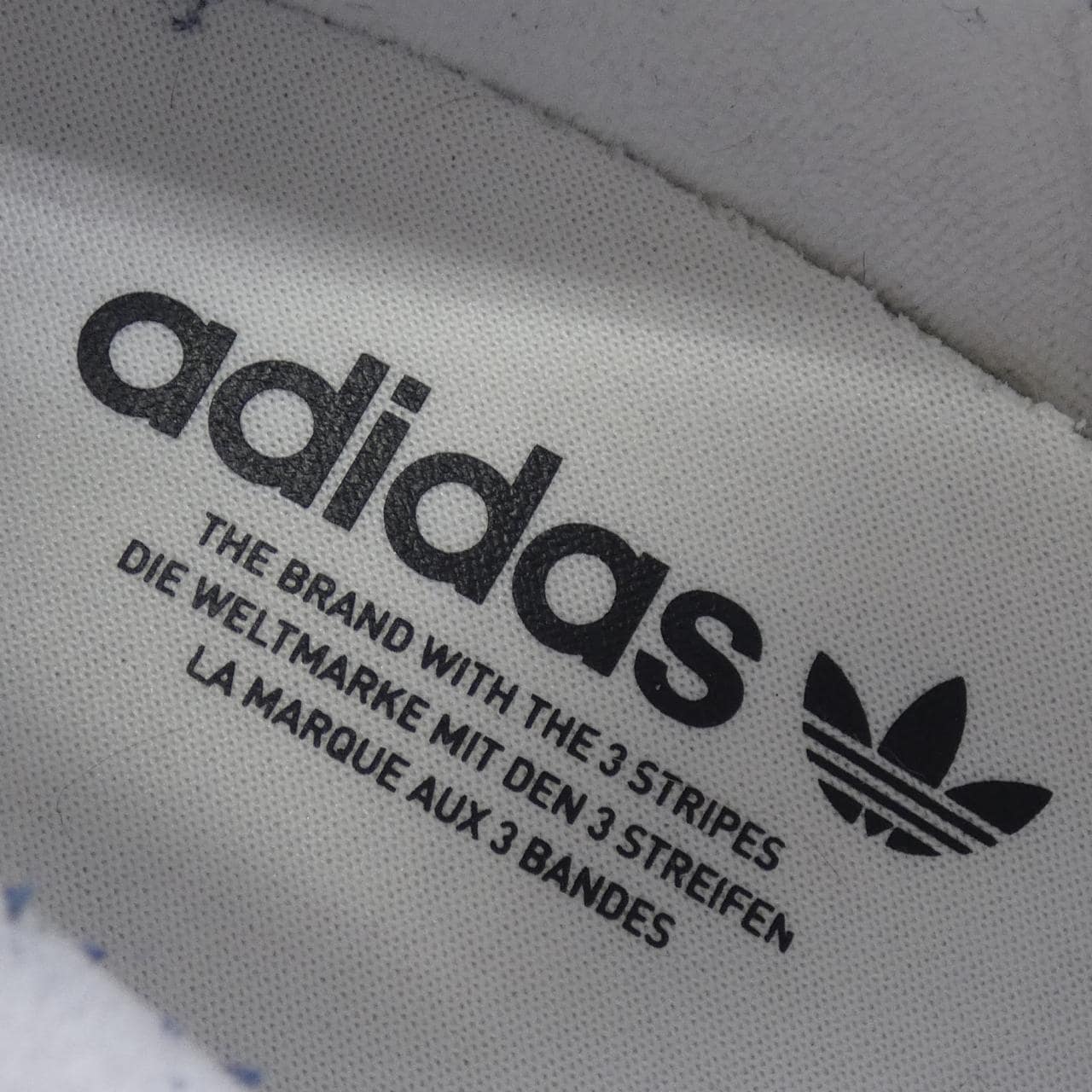 アディダス ADIDAS JQ4731 スニーカー