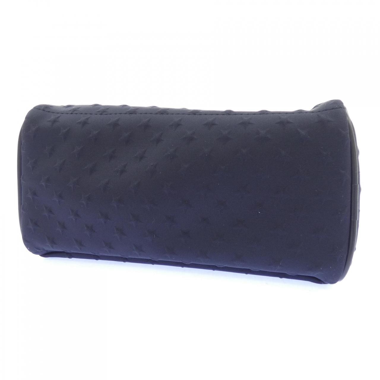 L4K3 BAG