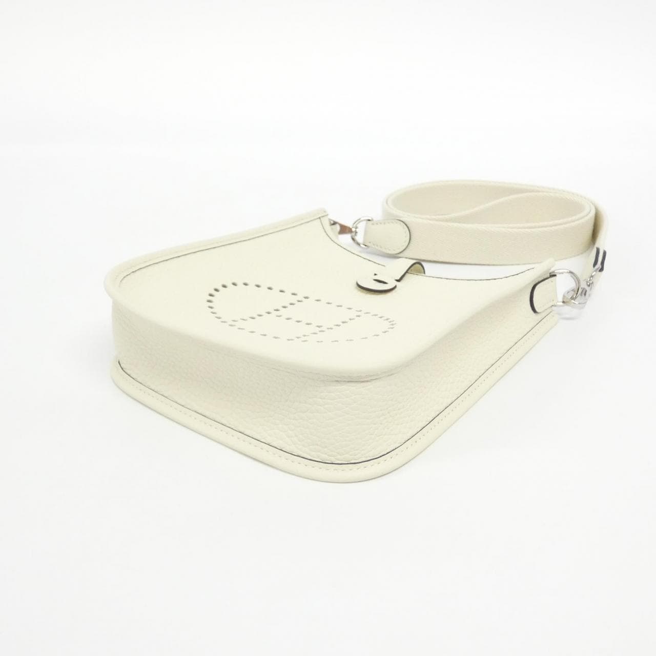 【未使用品】エルメス エヴリン アマゾン 16cm 069426CK ショルダーバッグ