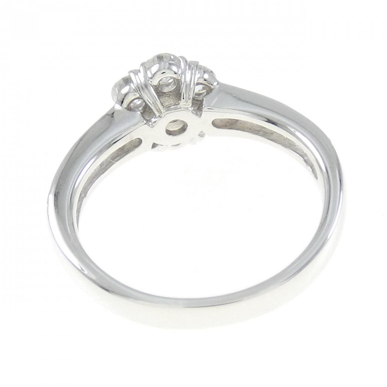 K18WG フラワー ダイヤモンド リング 1.00CT