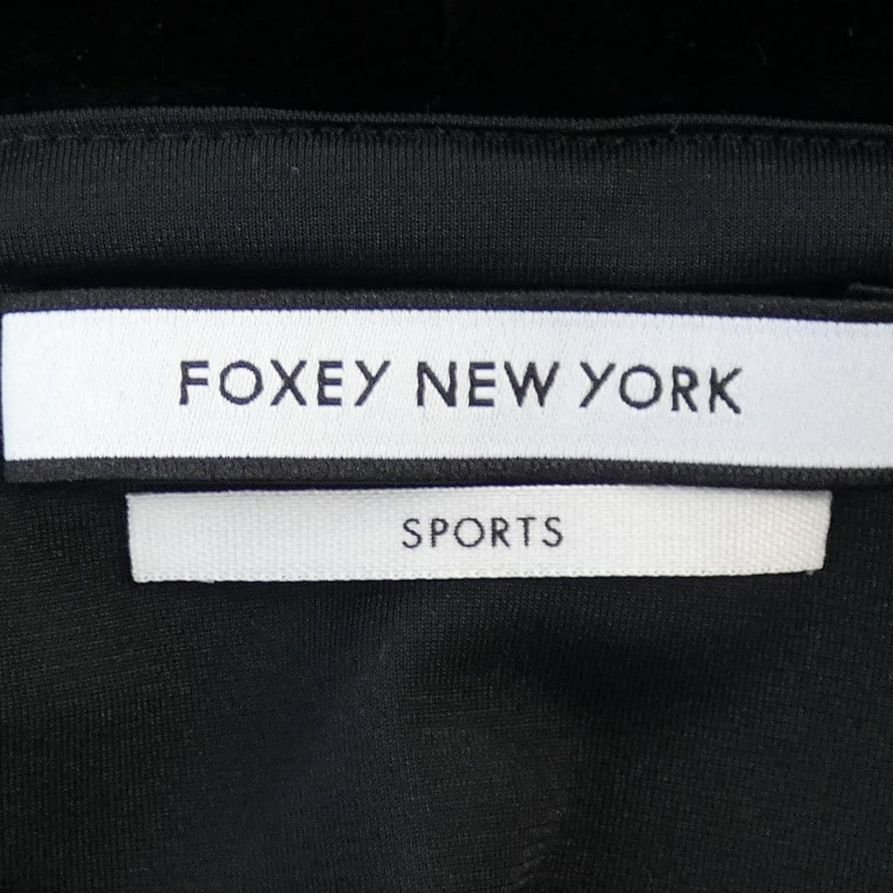 フォクシーニューヨーク FOXEY NEW YORK パーカー