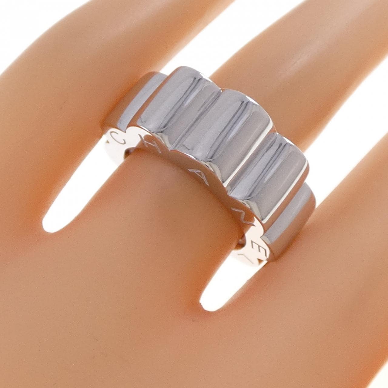 シャネル プロフィール ドゥ カメリア ラージ リング