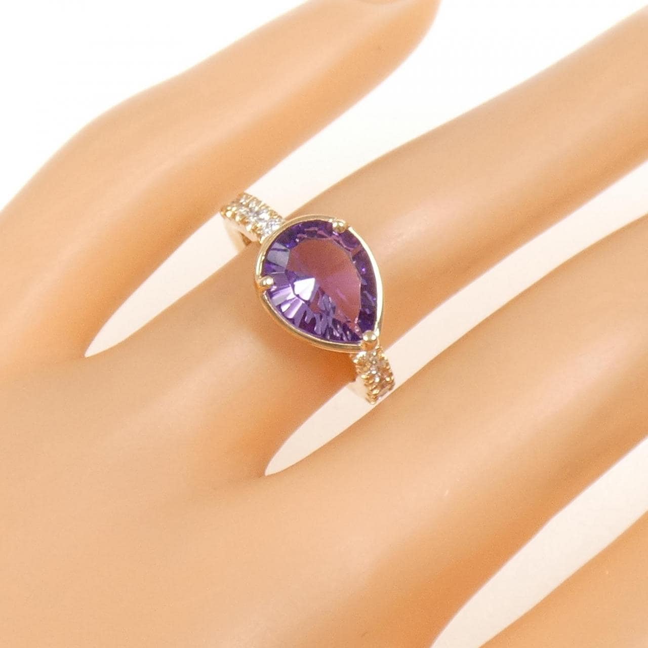ヴェレッタ オッターヴァ アメジスト リング