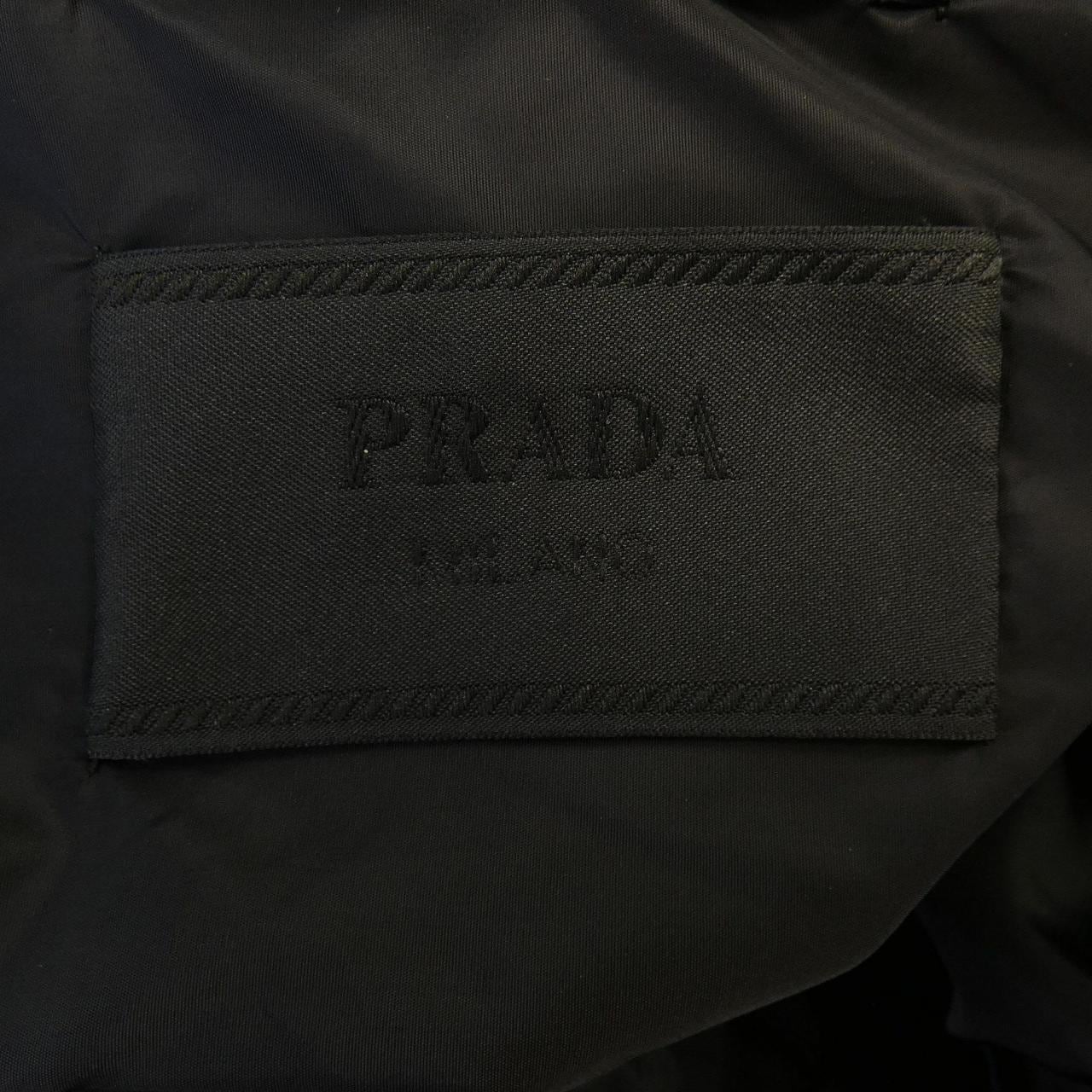 プラダ PRADA トライアングルロゴ RE-NYLON SGC057 S221 11FC ブルゾン