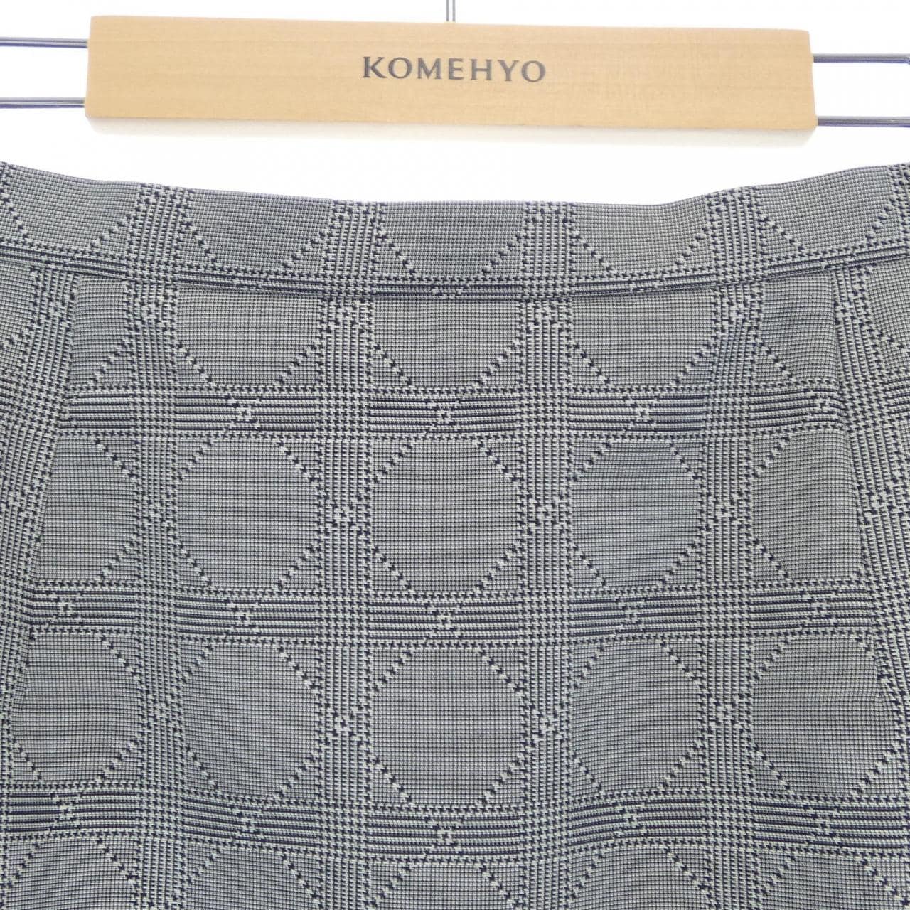 クリスチャンディオール CHRISTIAN DIOR 1C21302A1140 スカート