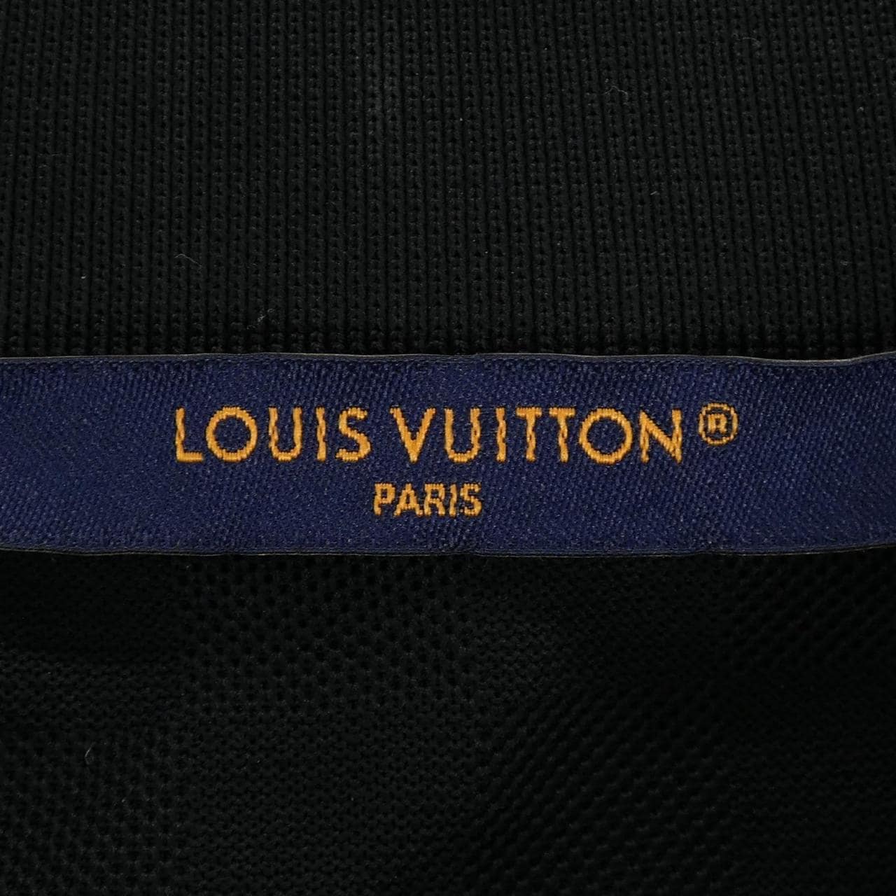 ルイヴィトン LOUIS VUITTON コットンピケポロウィズエンブロイダードLVパッチ HQY61WJUV ポロシャツ