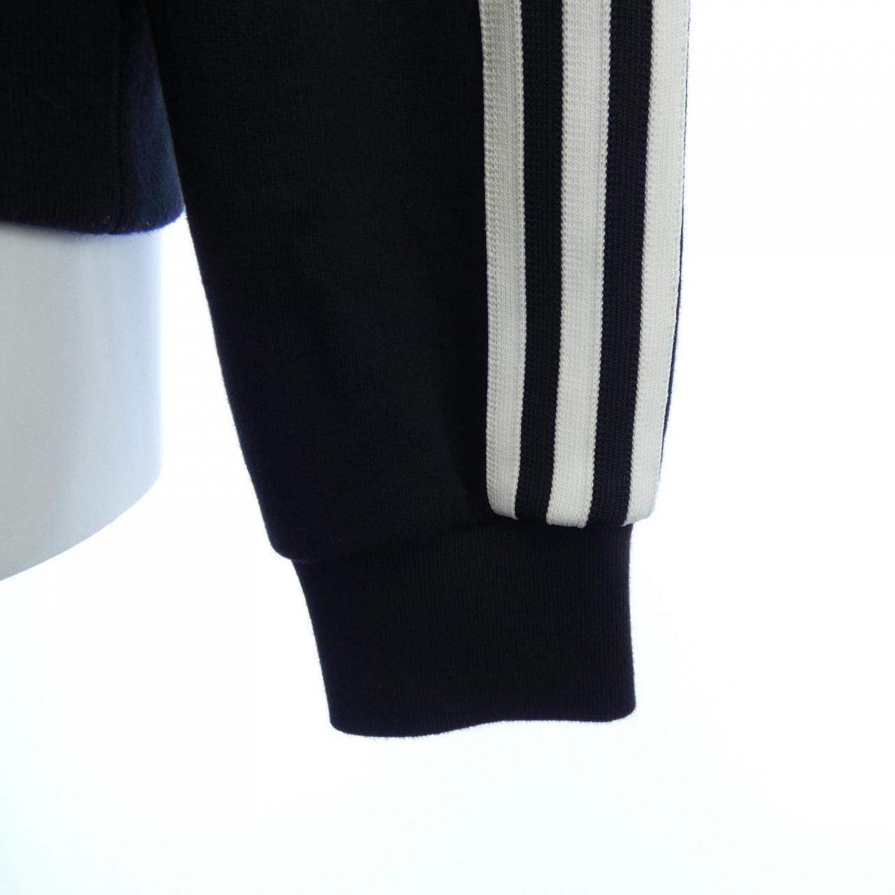 グッチ GUCCI ADIDAS 692107 XJEXB パーカー