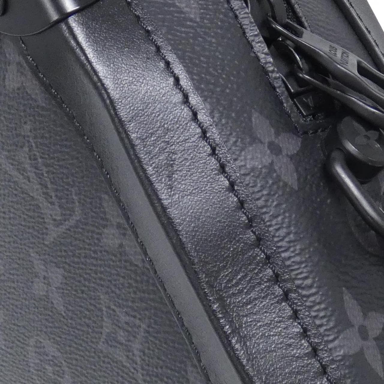 ルイヴィトン モノグラム エクリプス ソフトトランク M44730 ショルダーバッグ