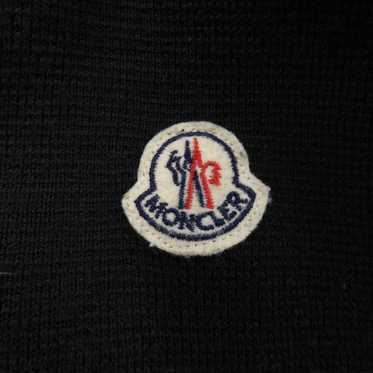 モンクレール MONCLER ダウンジャケット