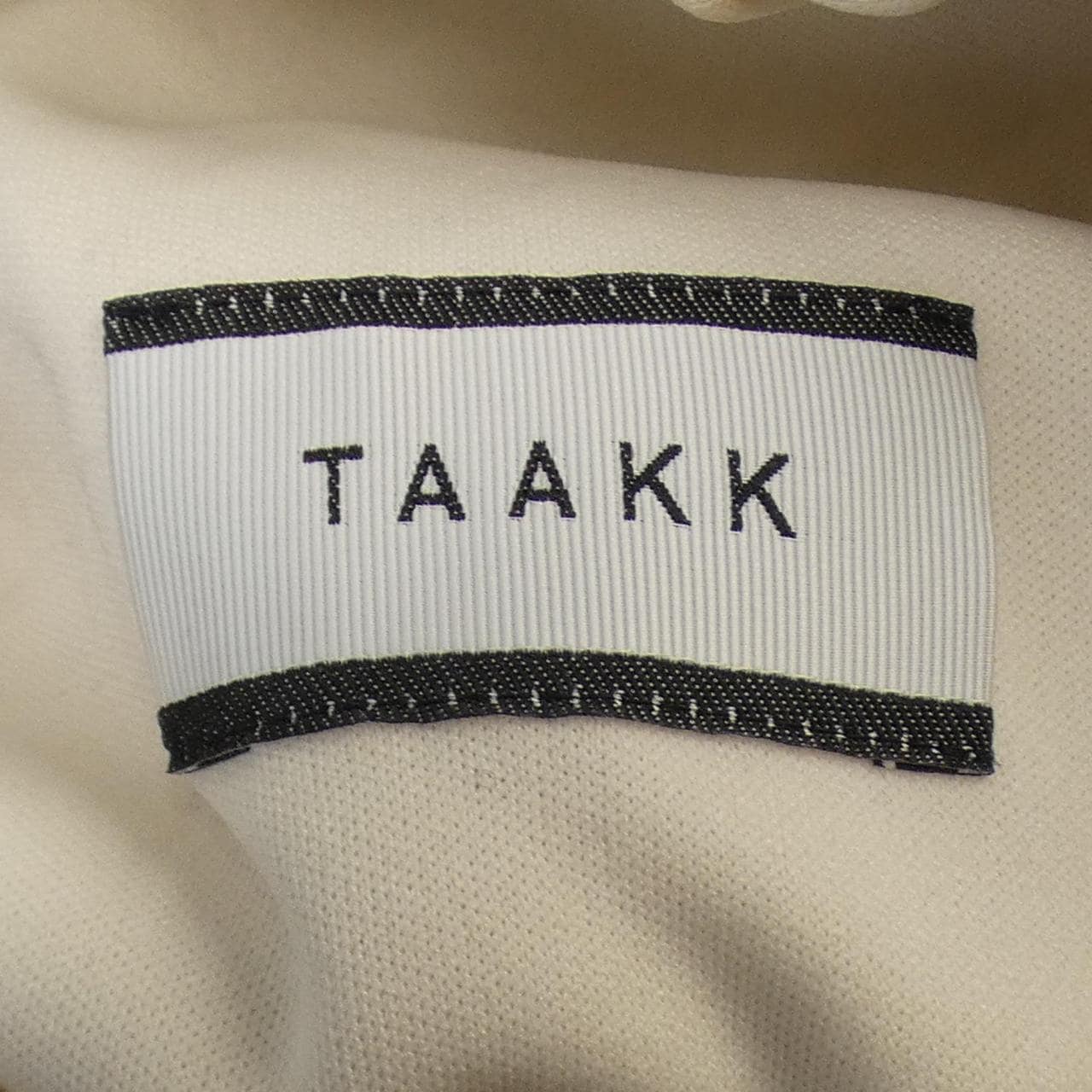 TAAKK パンツ