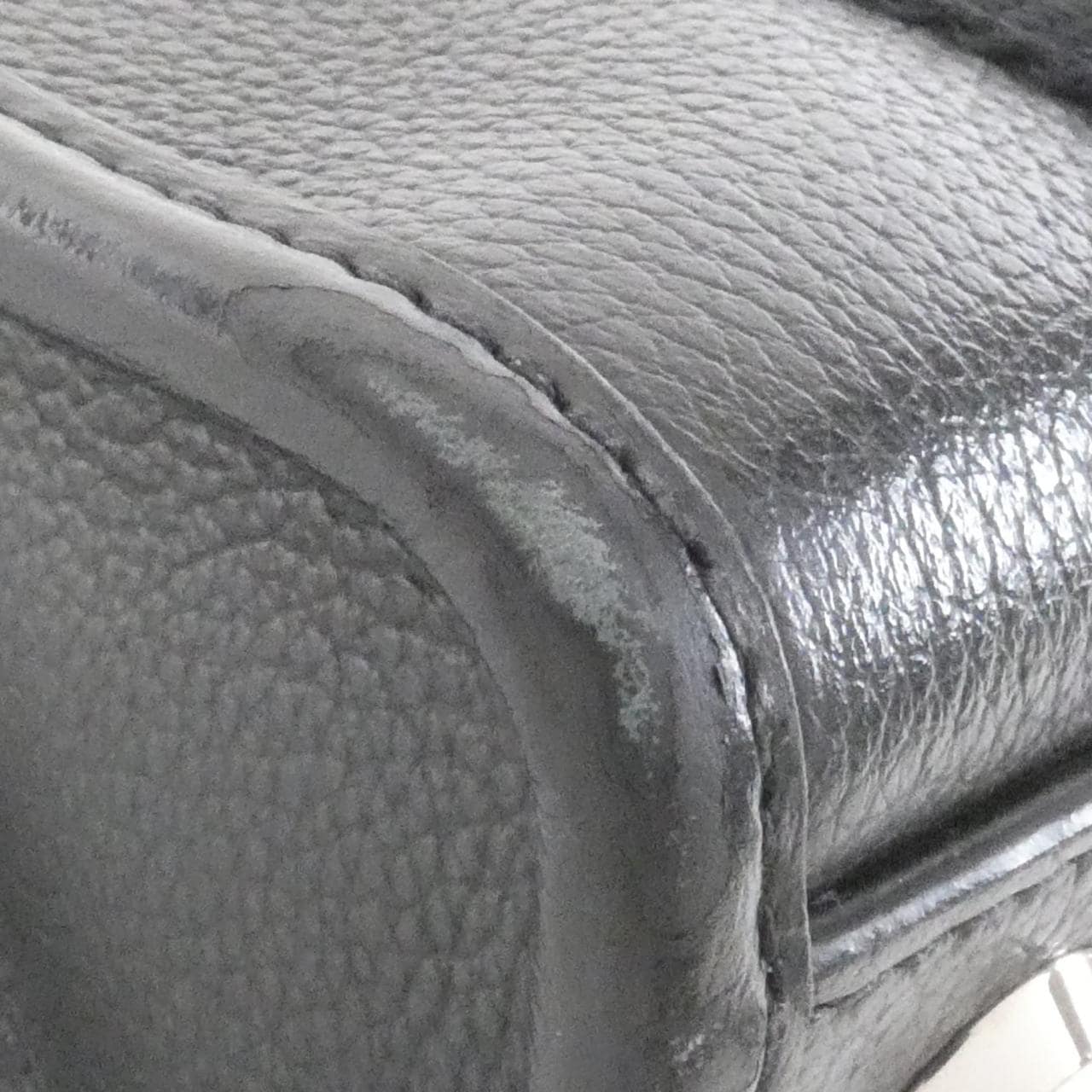 バレンシアガ ハードウェア 693662 2103A バッグ