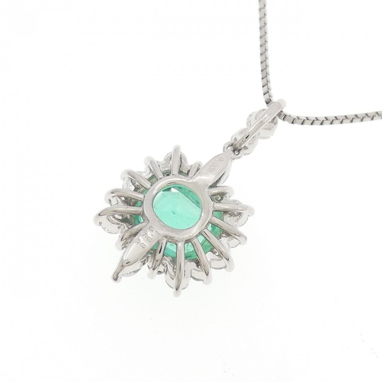 PT900/PT850 エメラルド ネックレス 1.68CT