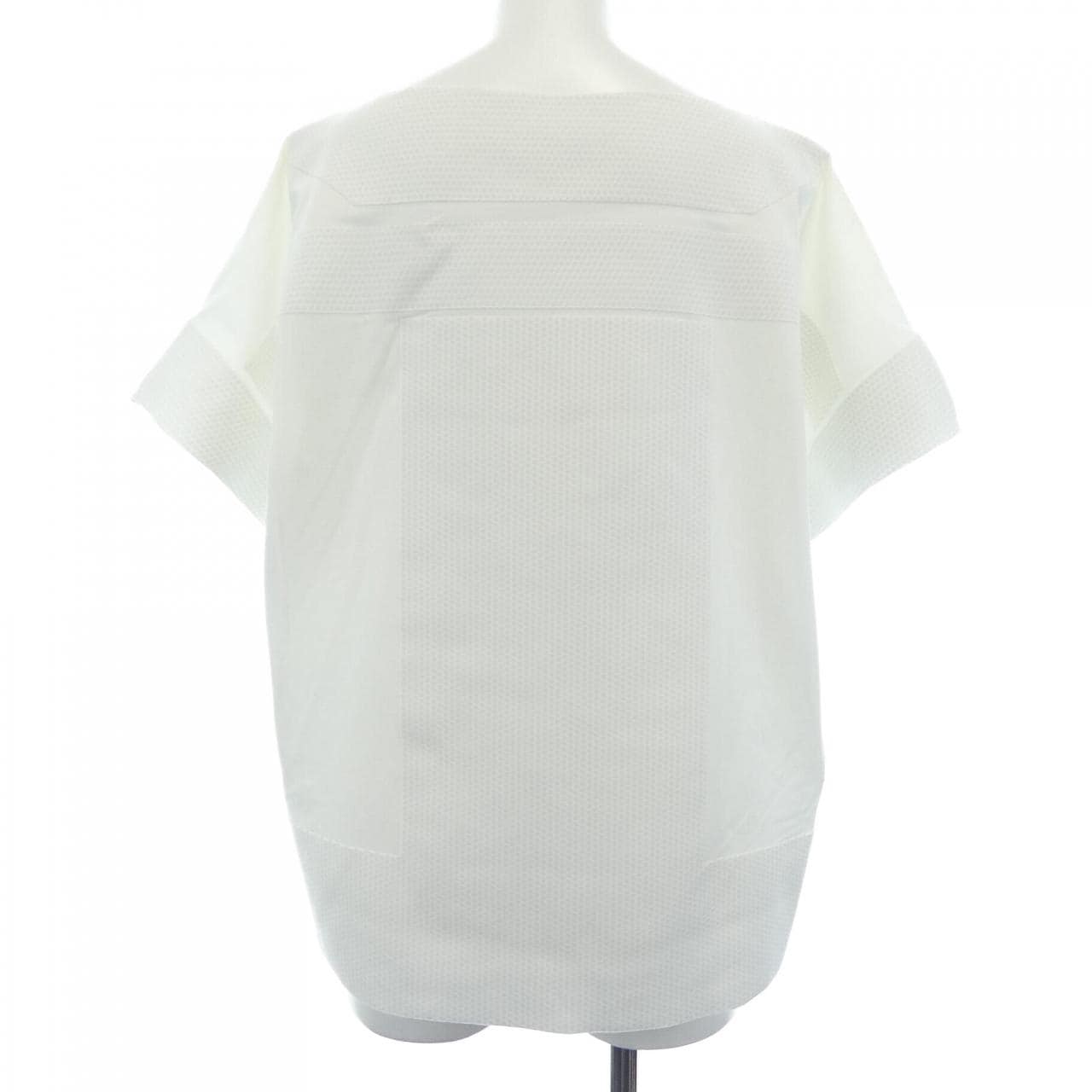 イッセイミヤケ ISSEY MIYAKE IM88-JK002 トップス