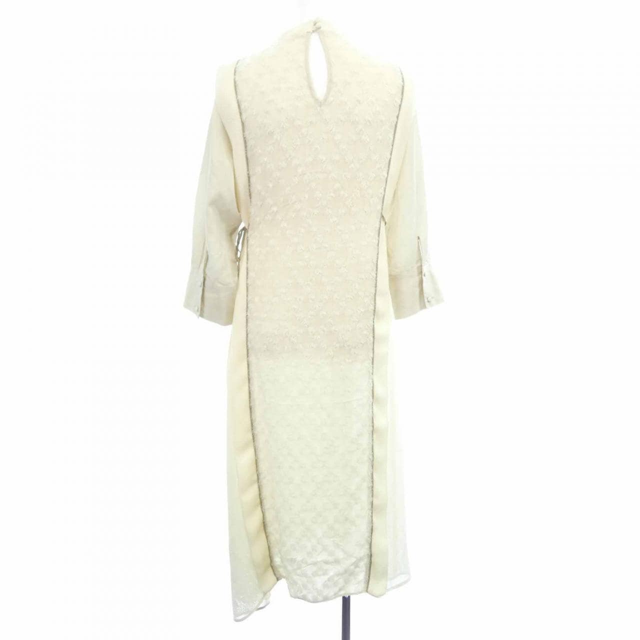 パブリックトウキョウ PUBLIC TOKYO ワンピース