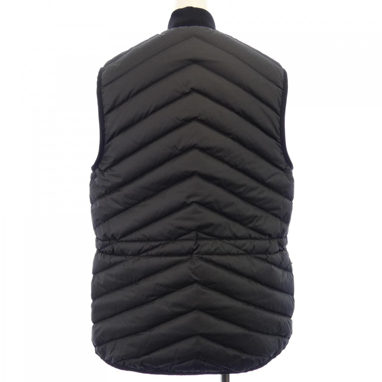 エルメス HERMES CLOU DE SELLE 3H0156DA ダウンベスト