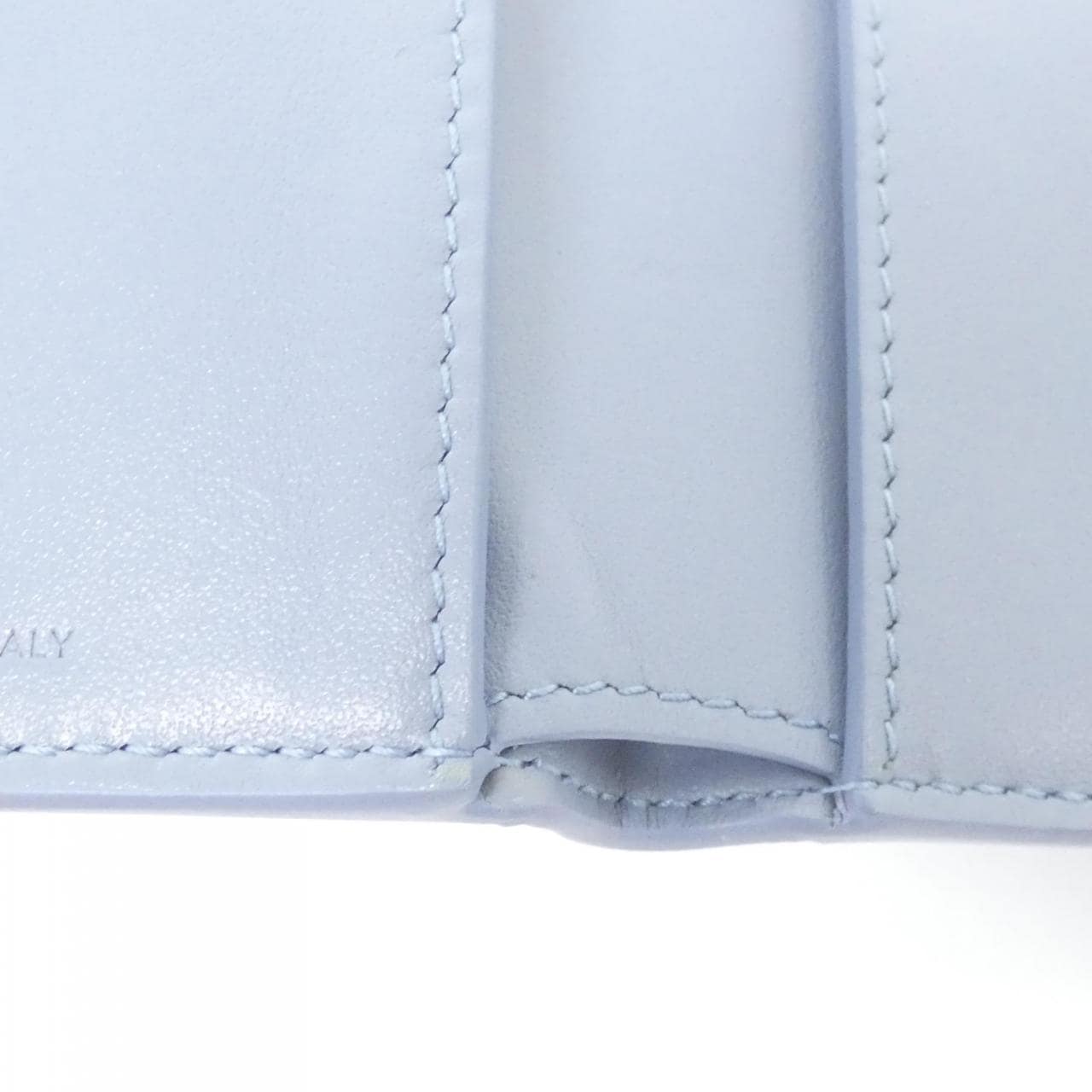 セリーヌ ファイン ストラップ ウォレット ニノ 10M963GHH 財布