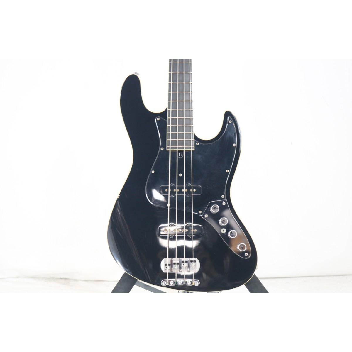 ＢＡＣＣＨＵＳ ＳＴＡＮＤＡＲＤ　ＡＳＨ　４