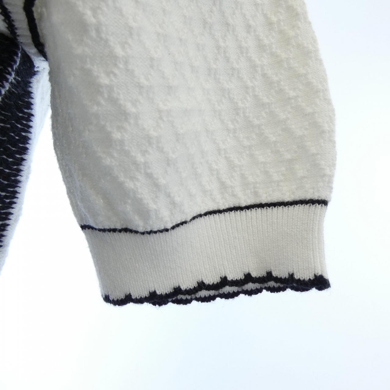 シャネル CHANEL P74144K10654 23C ニット