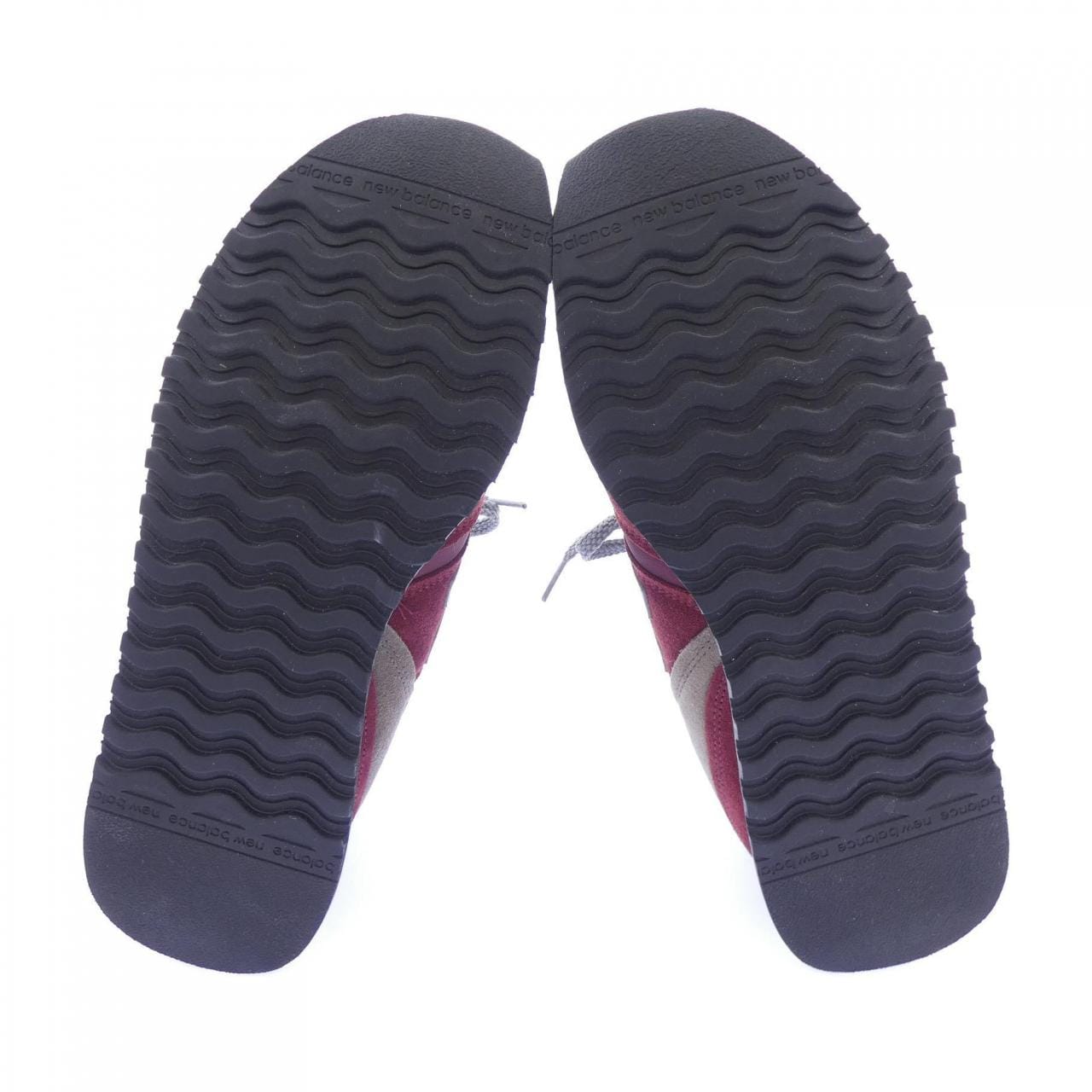 ニューバランス NEW BALANCE M730UKF スニーカー